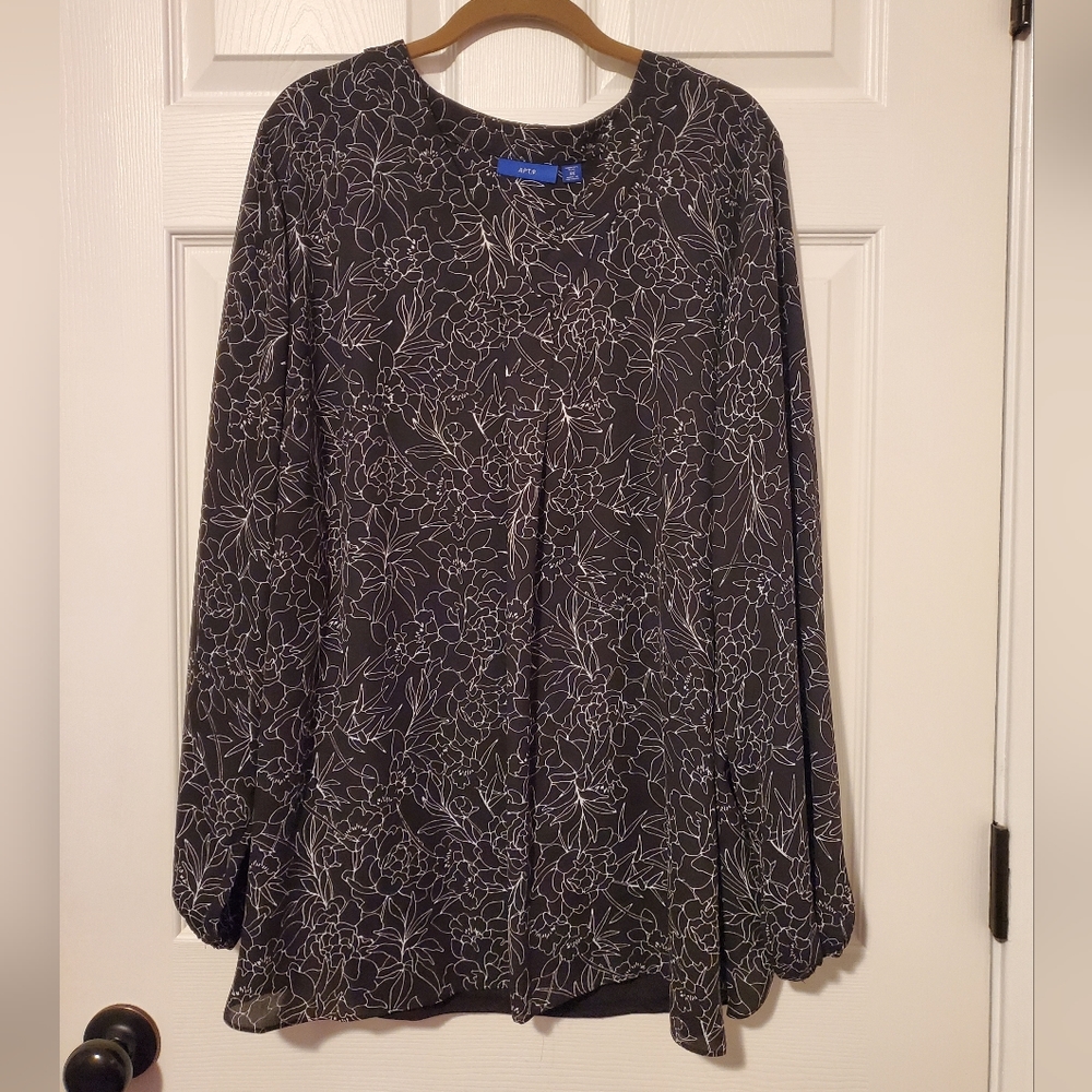 Apt. 9 Top